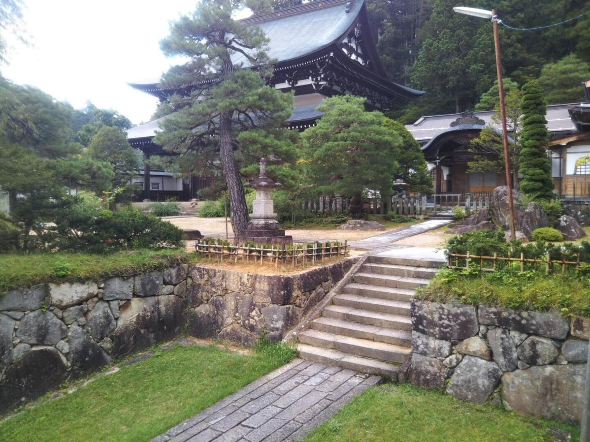 Tomareru Sento Taka No Yu - Vacation 00567v * Takayama (Gifu)